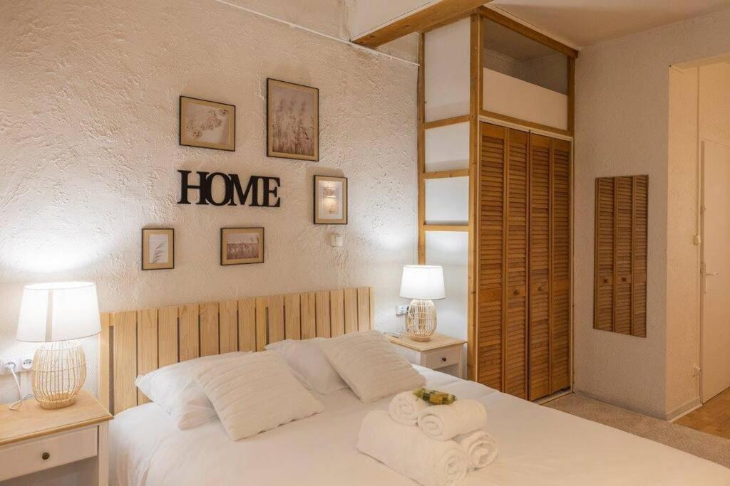 Saint Jacques Your Host Helper Appartement *